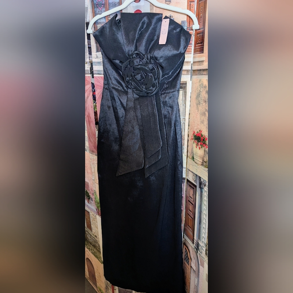 Romeo & Juliet Couture Black Maxi Dress
